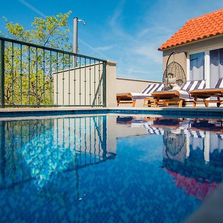Holiday Home Moliva Donje Sitno Экстерьер фото