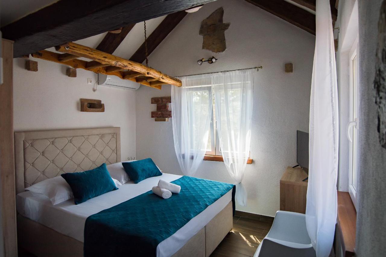 Holiday Home Moliva Donje Sitno Экстерьер фото