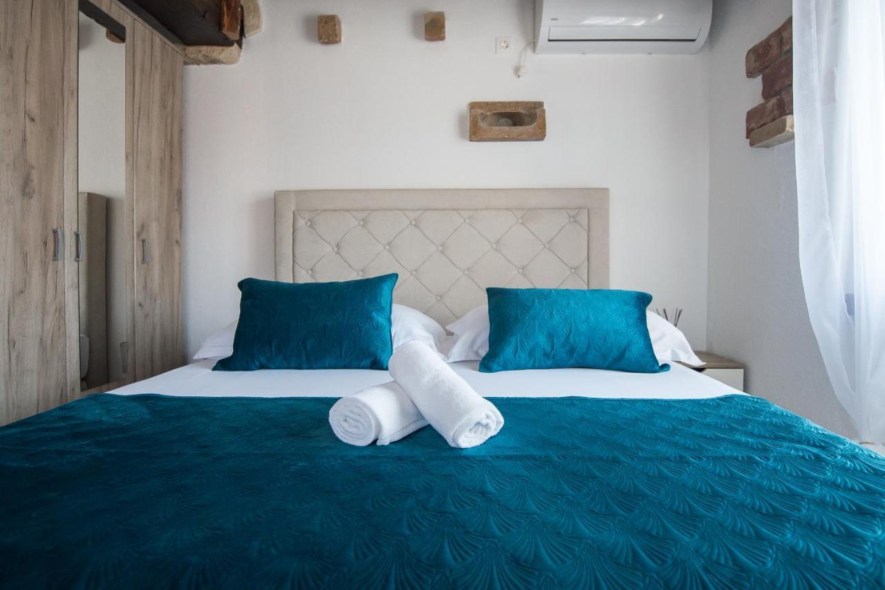 Holiday Home Moliva Donje Sitno Экстерьер фото