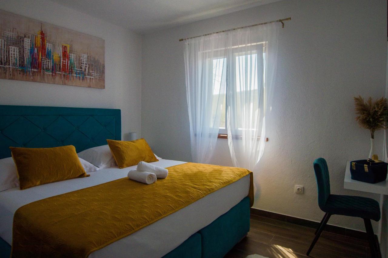Holiday Home Moliva Donje Sitno Экстерьер фото