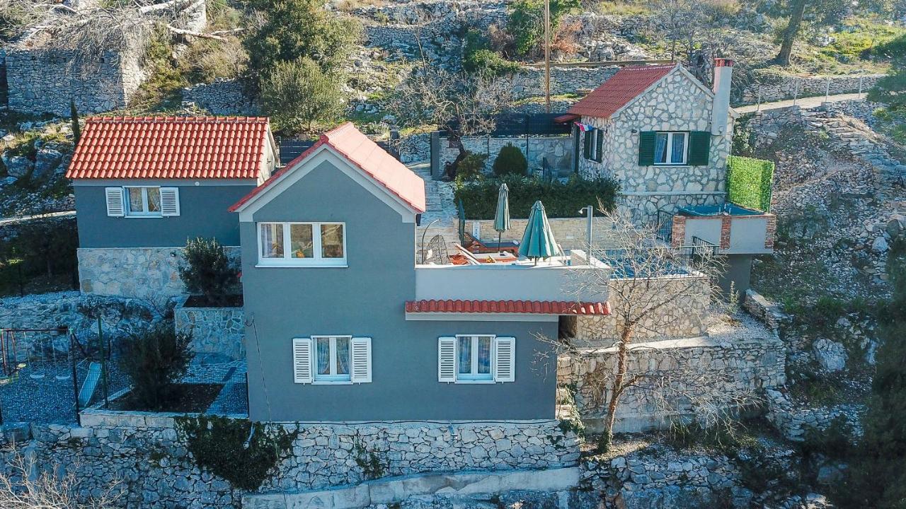 Holiday Home Moliva Donje Sitno Экстерьер фото
