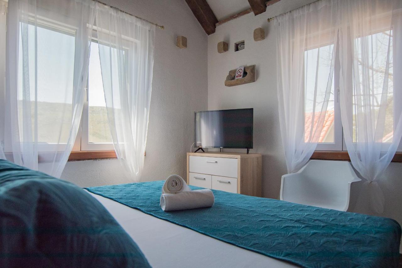 Holiday Home Moliva Donje Sitno Экстерьер фото