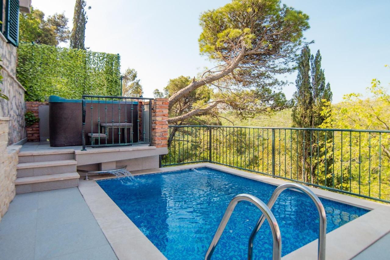 Holiday Home Moliva Donje Sitno Экстерьер фото