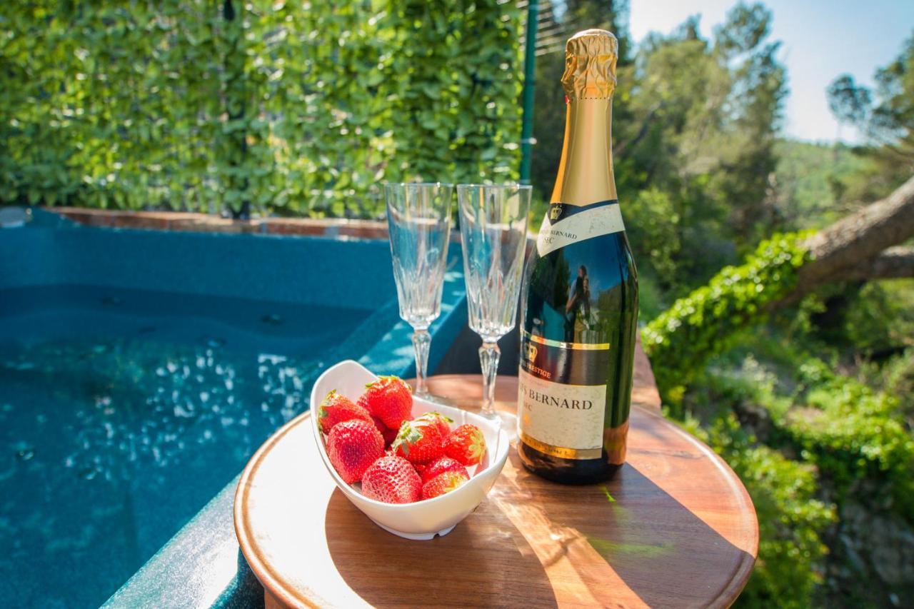 Holiday Home Moliva Donje Sitno Экстерьер фото