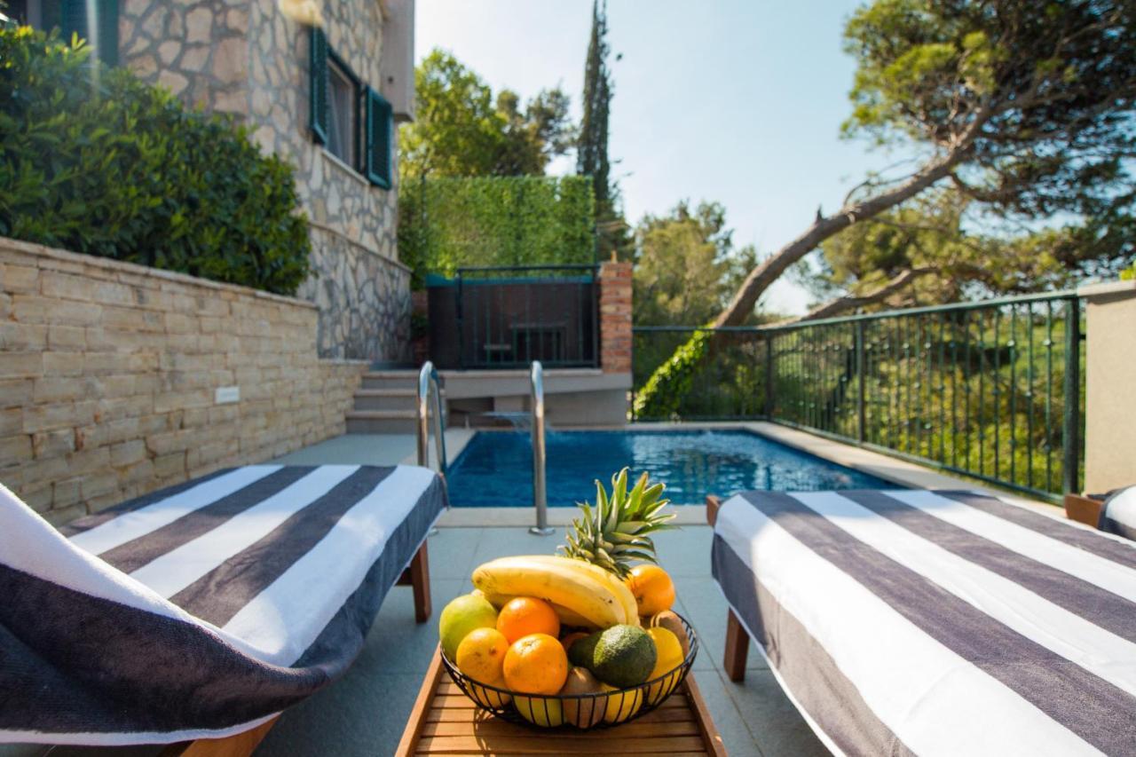 Holiday Home Moliva Donje Sitno Экстерьер фото